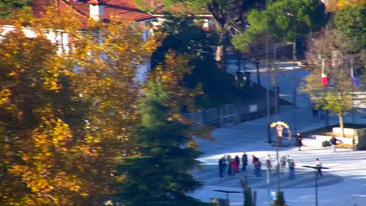 Nova Gorica i Gorica: Prekrasan Pogled iz Franjevačkog Samostana Kostanjevica