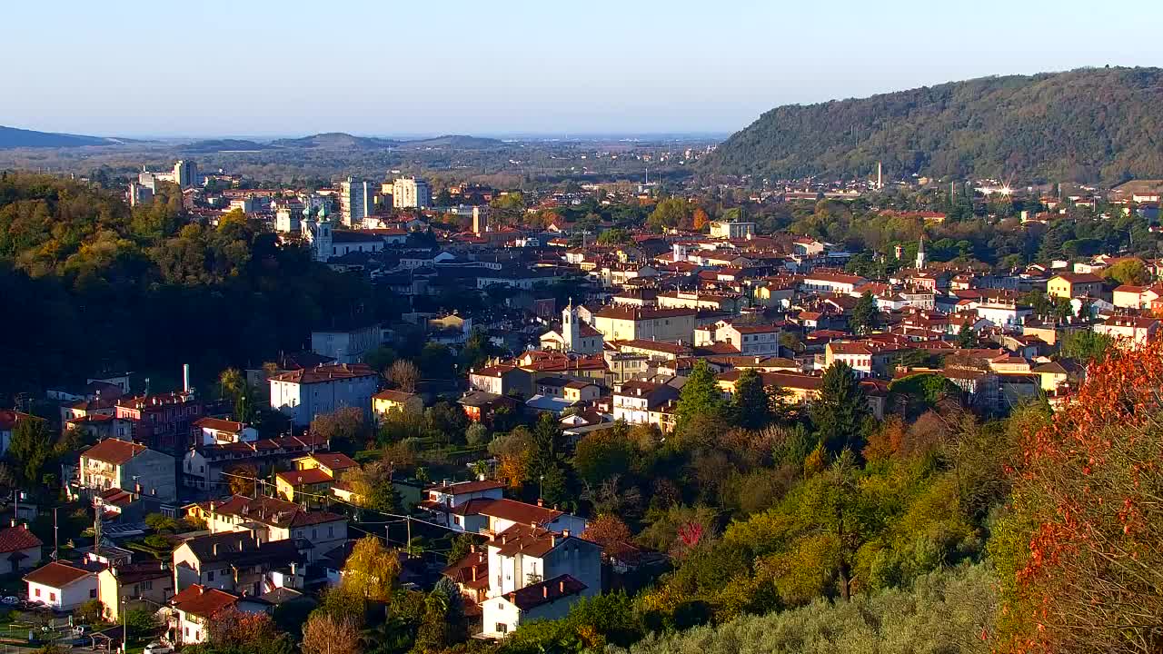 Nova Gorica i Gorica: Prekrasan Pogled iz Franjevačkog Samostana Kostanjevica