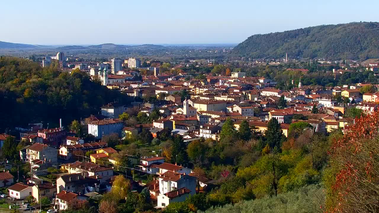 Nova Gorica y Gorizia: Impresionantes Vistas desde el Monasterio Franciscano de Kostanjevica