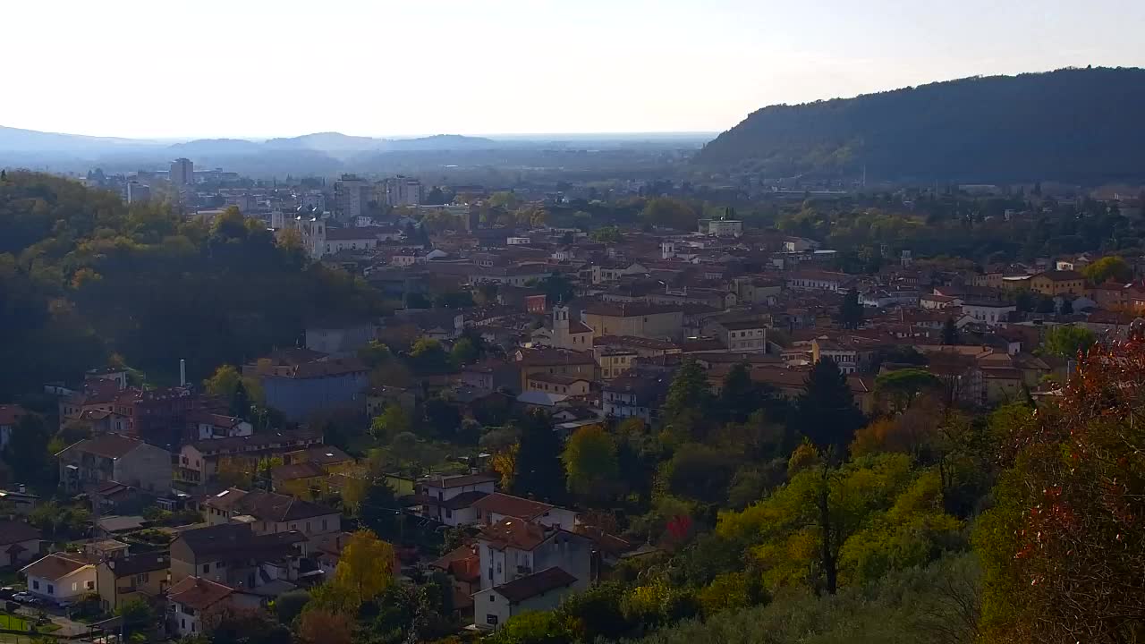 Nova Gorica i Gorica: Prekrasan Pogled iz Franjevačkog Samostana Kostanjevica