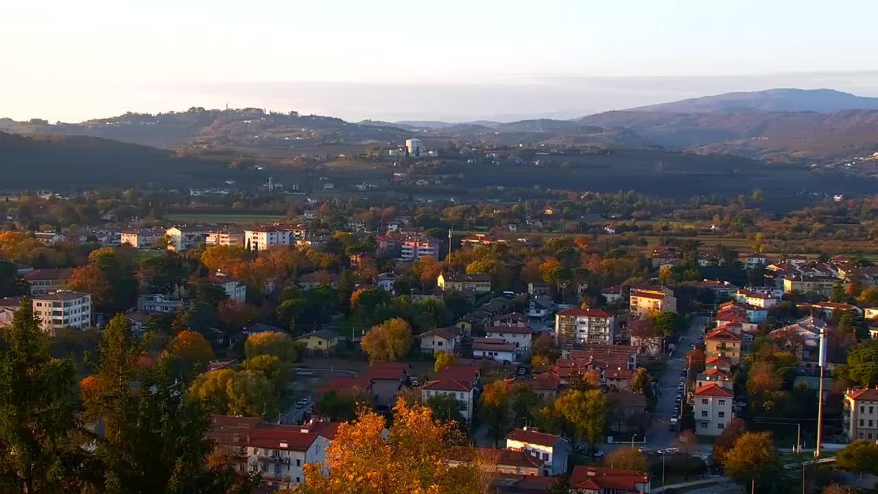 Nova Gorica e Gorizia: Panorama Mozzafiato dal Convento Francescano di Castagnevizza