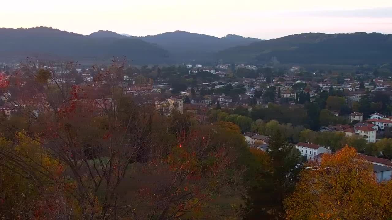 Nova Gorica y Gorizia: Impresionantes Vistas desde el Monasterio Franciscano de Kostanjevica