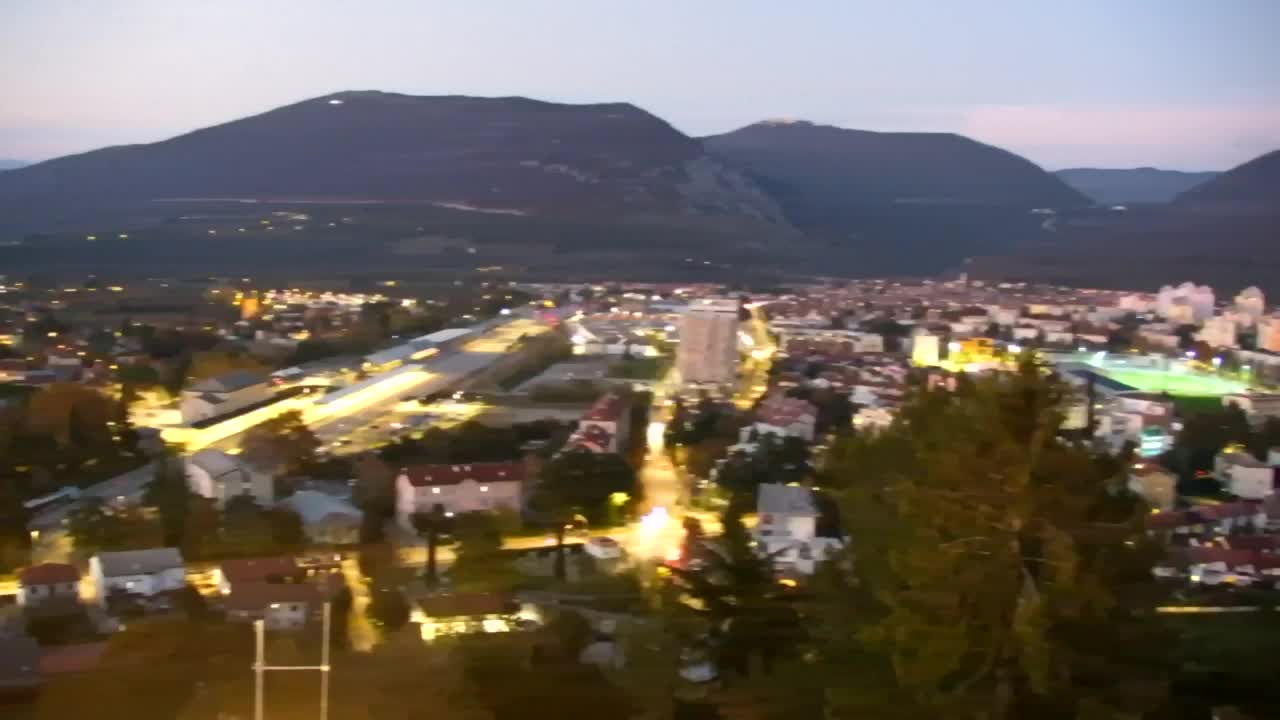 Nova Gorica i Gorica: Prekrasan Pogled iz Franjevačkog Samostana Kostanjevica