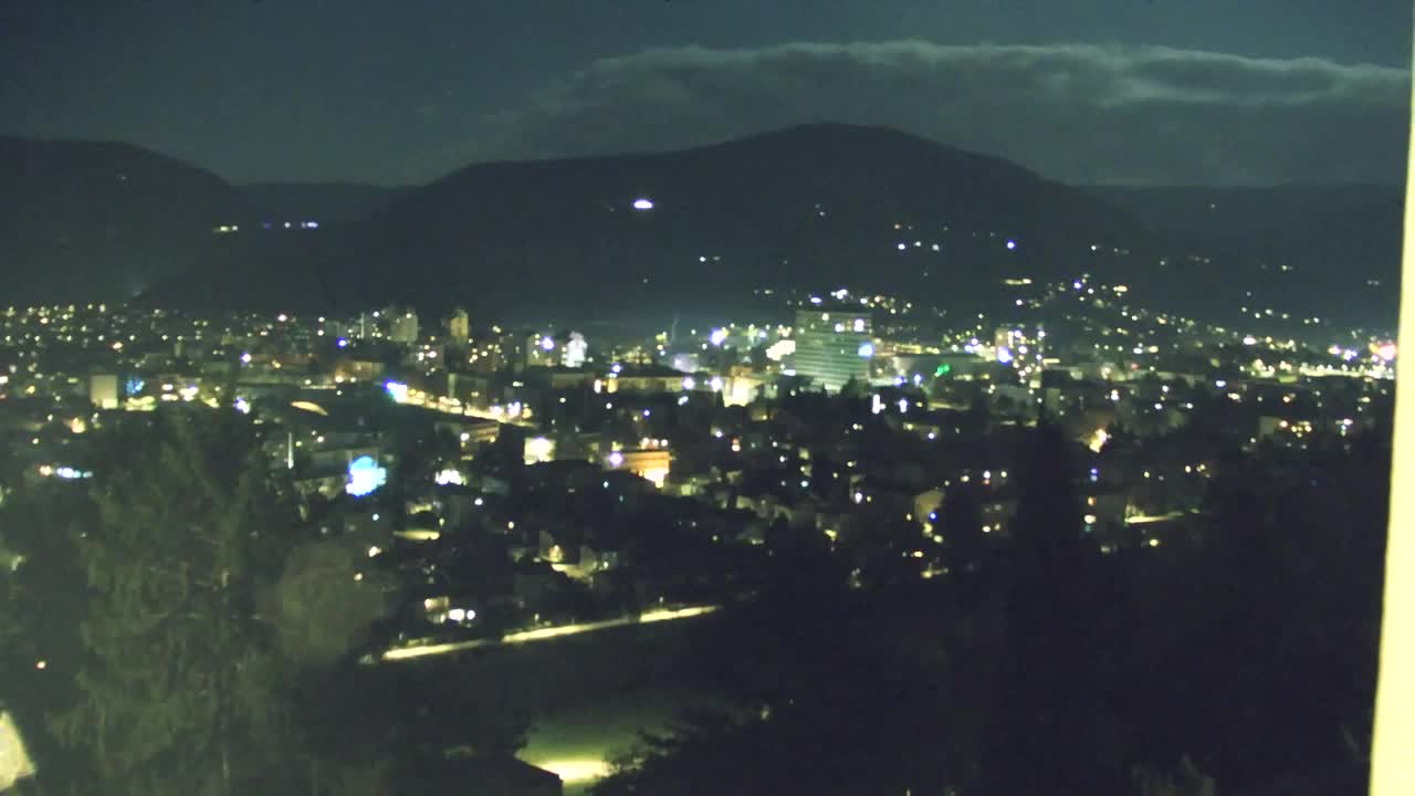 Nova Gorica i Gorica: Prekrasan Pogled iz Franjevačkog Samostana Kostanjevica