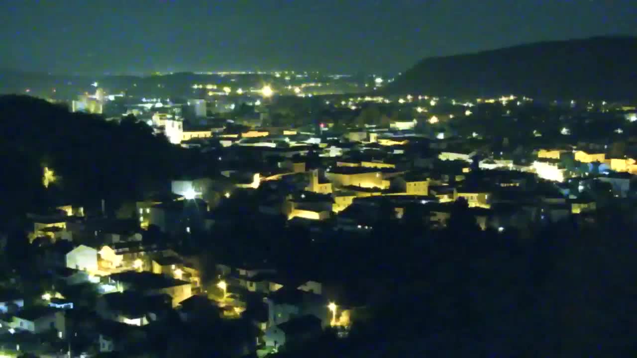 Nova Gorica i Gorica: Prekrasan Pogled iz Franjevačkog Samostana Kostanjevica