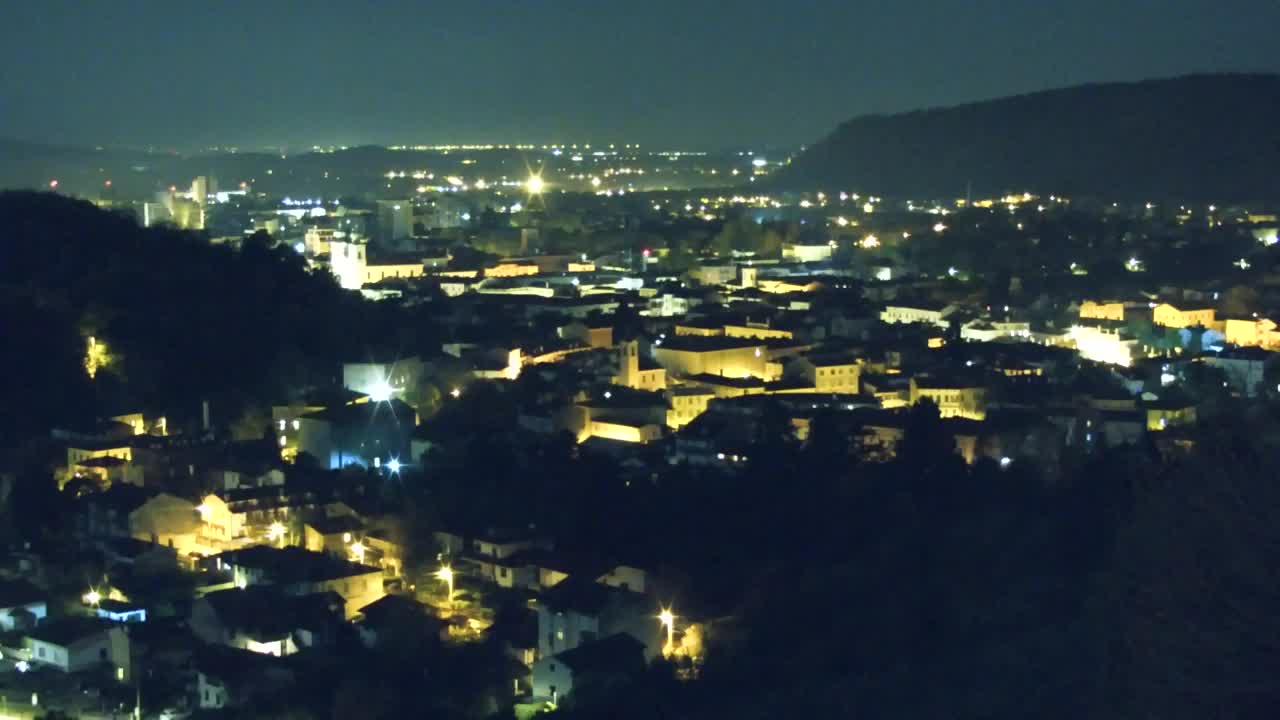 Nova Gorica e Gorizia: Panorama Mozzafiato dal Convento Francescano di Castagnevizza
