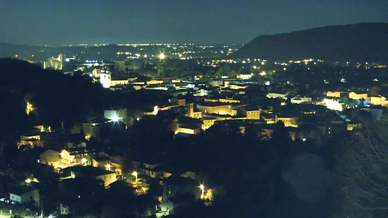 Nova Gorica e Gorizia: Panorama Mozzafiato dal Convento Francescano di Castagnevizza