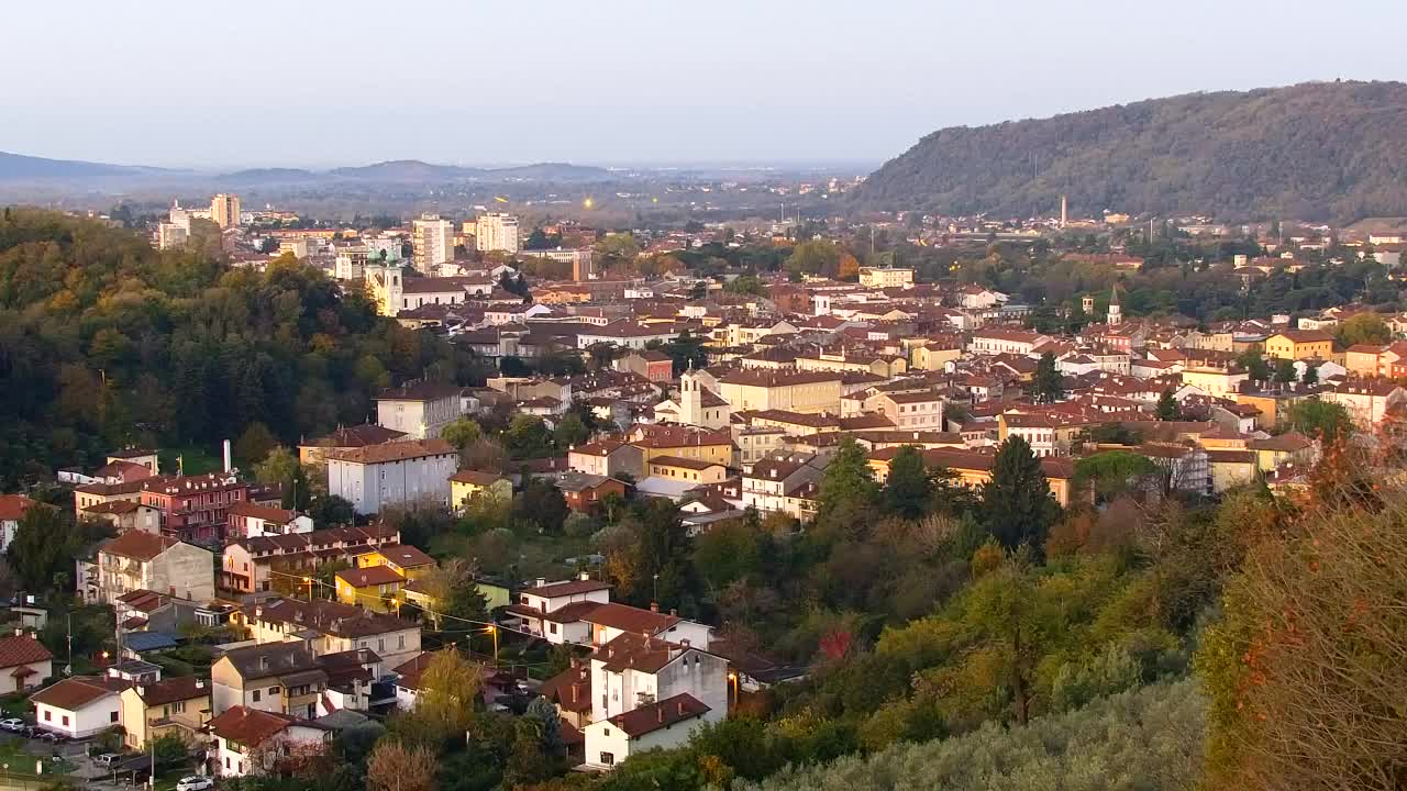 Nova Gorica und Görz: Atemberaubende Aussicht vom Franziskanerkloster Kostanjevica