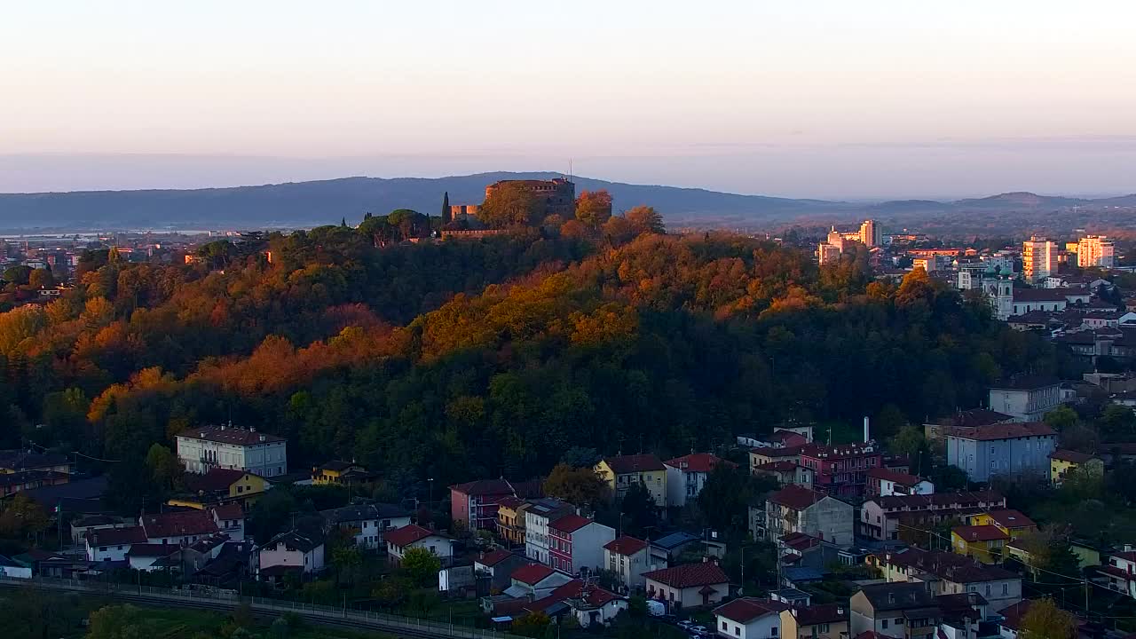 Nova Gorica et Gorizia : Vue Imprenable depuis le Monastère Franciscain de Kostanjevica