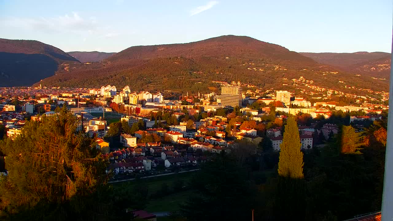 Nova Gorica y Gorizia: Impresionantes Vistas desde el Monasterio Franciscano de Kostanjevica