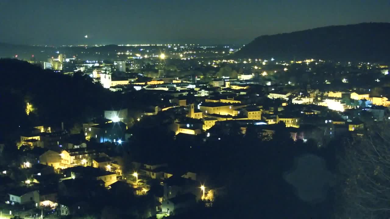Nova Gorica e Gorizia: Panorama Mozzafiato dal Convento Francescano di Castagnevizza