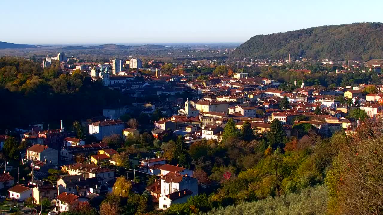 Nova Gorica i Gorica: Prekrasan Pogled iz Franjevačkog Samostana Kostanjevica