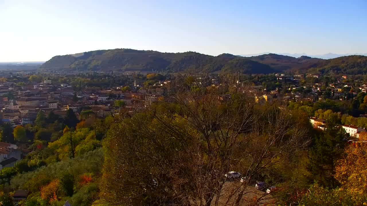 Nova Gorica e Gorizia: Panorama Mozzafiato dal Convento Francescano di Castagnevizza