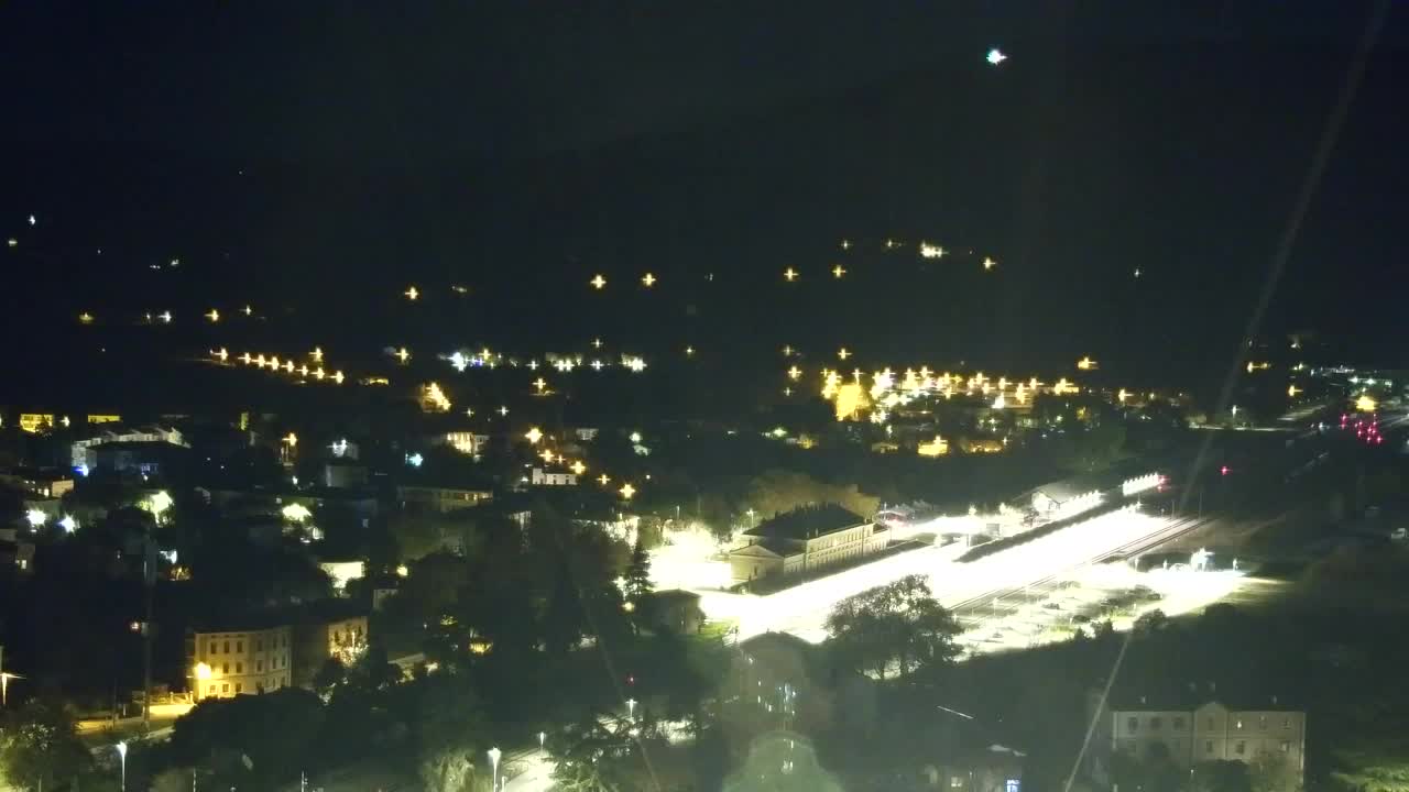 Nova Gorica e Gorizia: Panorama Mozzafiato dal Convento Francescano di Castagnevizza