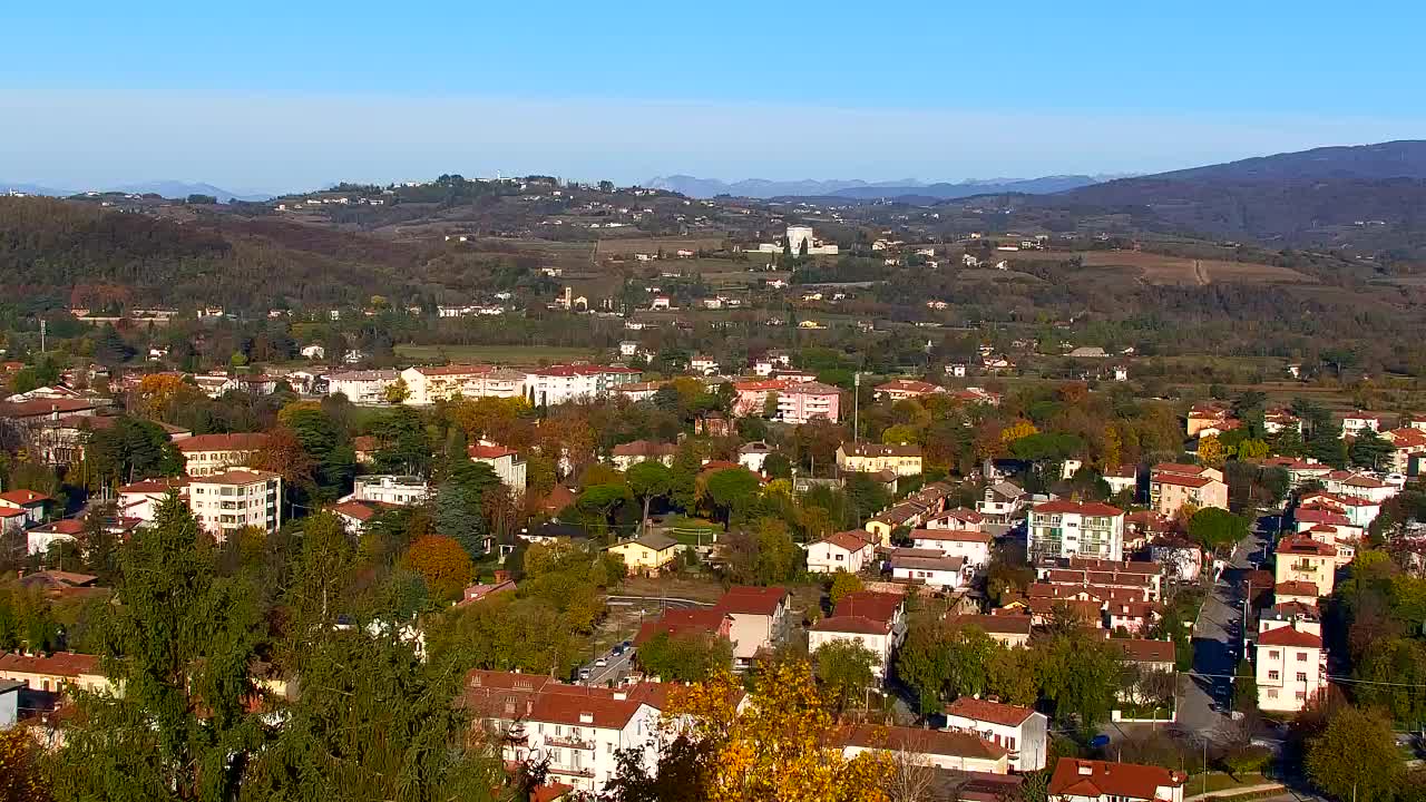 Nova Gorica e Gorizia: Panorama Mozzafiato dal Convento Francescano di Castagnevizza