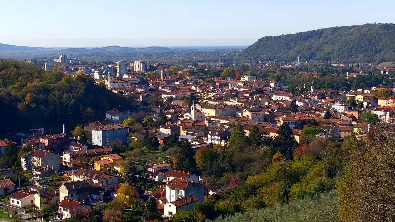 Nova Gorica e Gorizia: Panorama Mozzafiato dal Convento Francescano di Castagnevizza