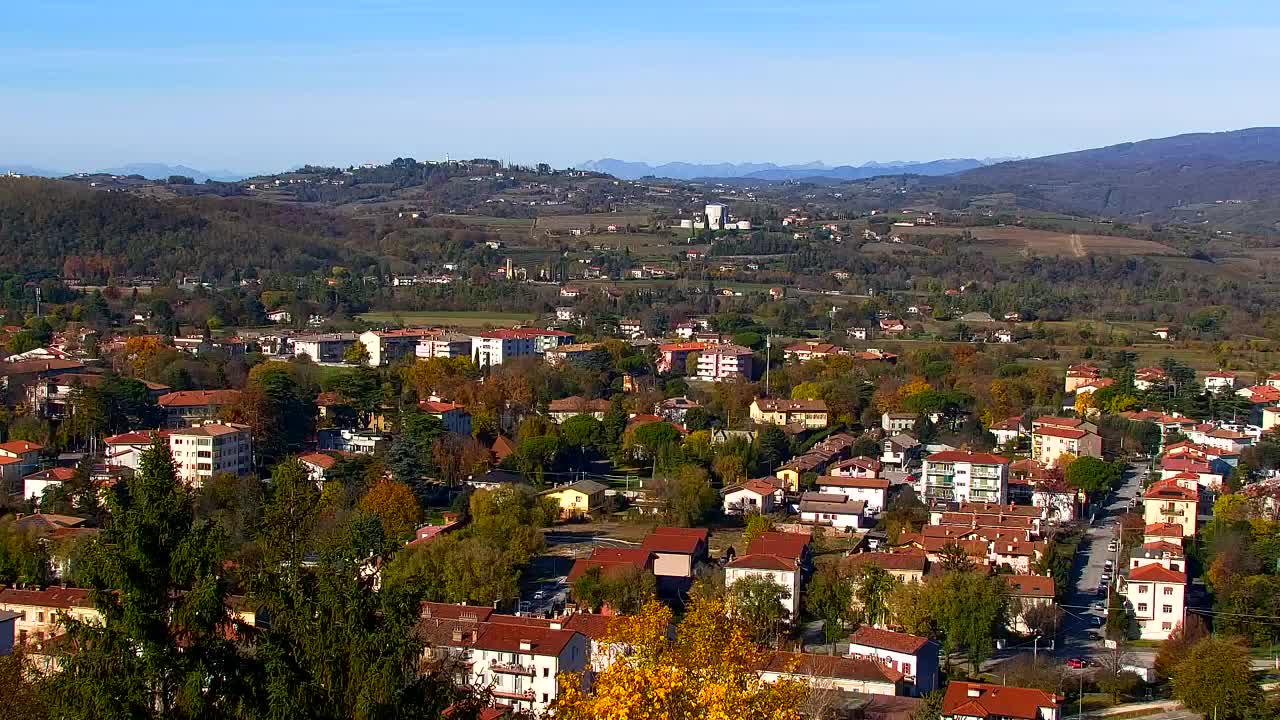 Nova Gorica e Gorizia: Panorama Mozzafiato dal Convento Francescano di Castagnevizza