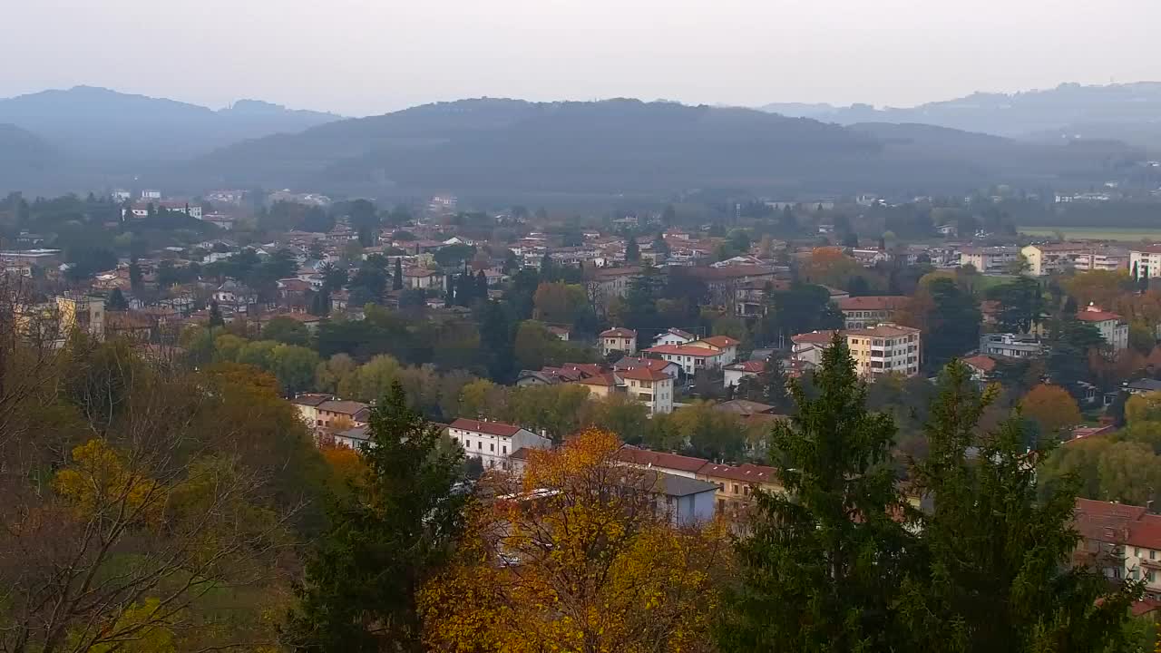 Nova Gorica y Gorizia: Impresionantes Vistas desde el Monasterio Franciscano de Kostanjevica