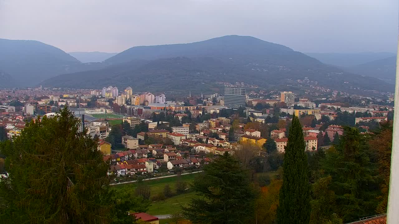 Nova Gorica y Gorizia: Impresionantes Vistas desde el Monasterio Franciscano de Kostanjevica