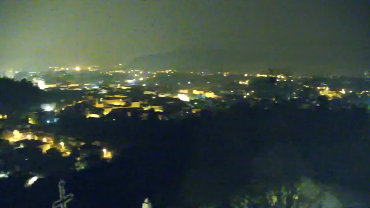 Nova Gorica e Gorizia: Panorama Mozzafiato dal Convento Francescano di Castagnevizza