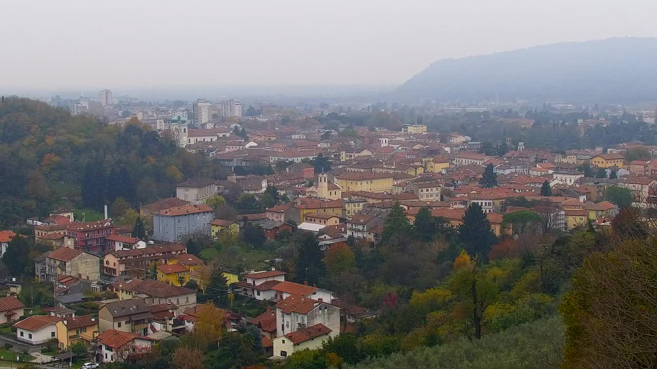 Nova Gorica e Gorizia: Panorama Mozzafiato dal Convento Francescano di Castagnevizza