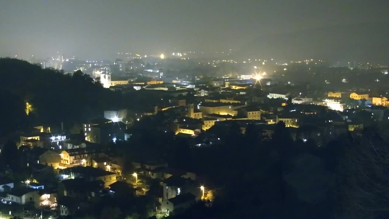 Nova Gorica i Gorica: Prekrasan Pogled iz Franjevačkog Samostana Kostanjevica