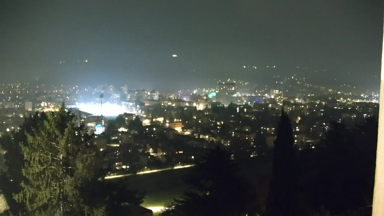 Nova Gorica i Gorica: Prekrasan Pogled iz Franjevačkog Samostana Kostanjevica