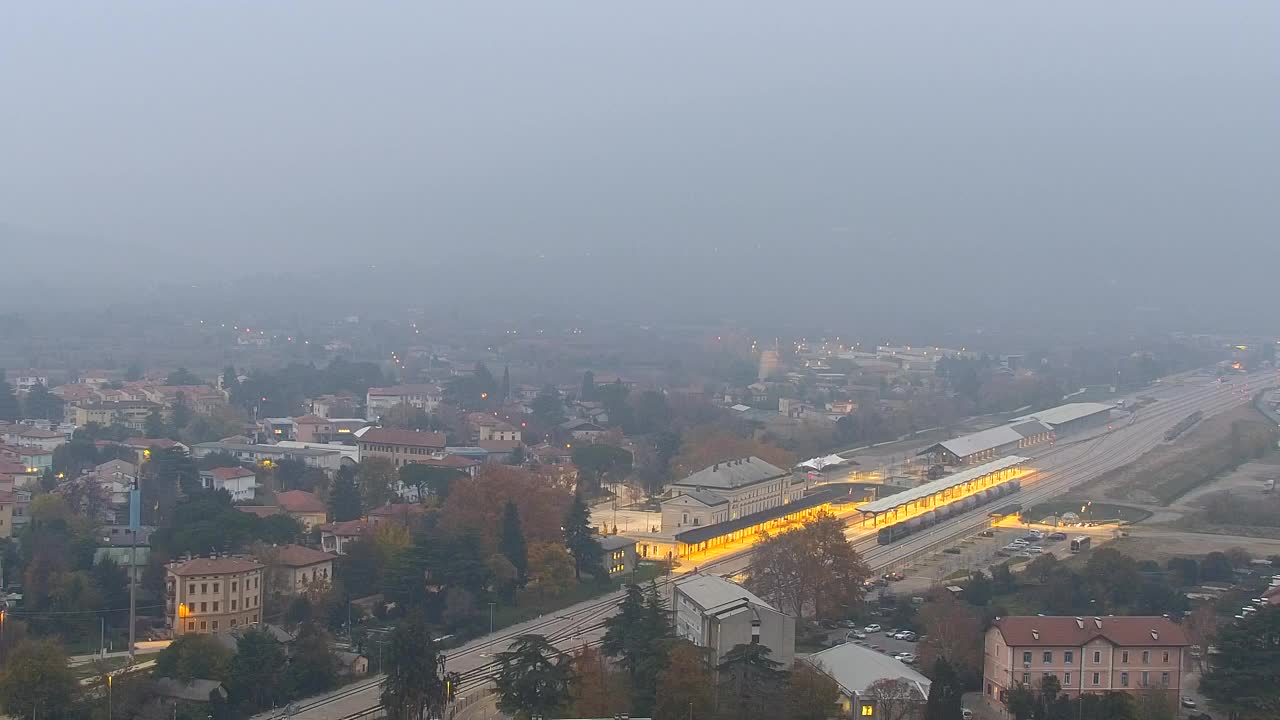 Nova Gorica e Gorizia: Panorama Mozzafiato dal Convento Francescano di Castagnevizza