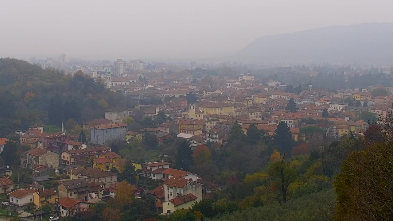 Nova Gorica e Gorizia: Panorama Mozzafiato dal Convento Francescano di Castagnevizza