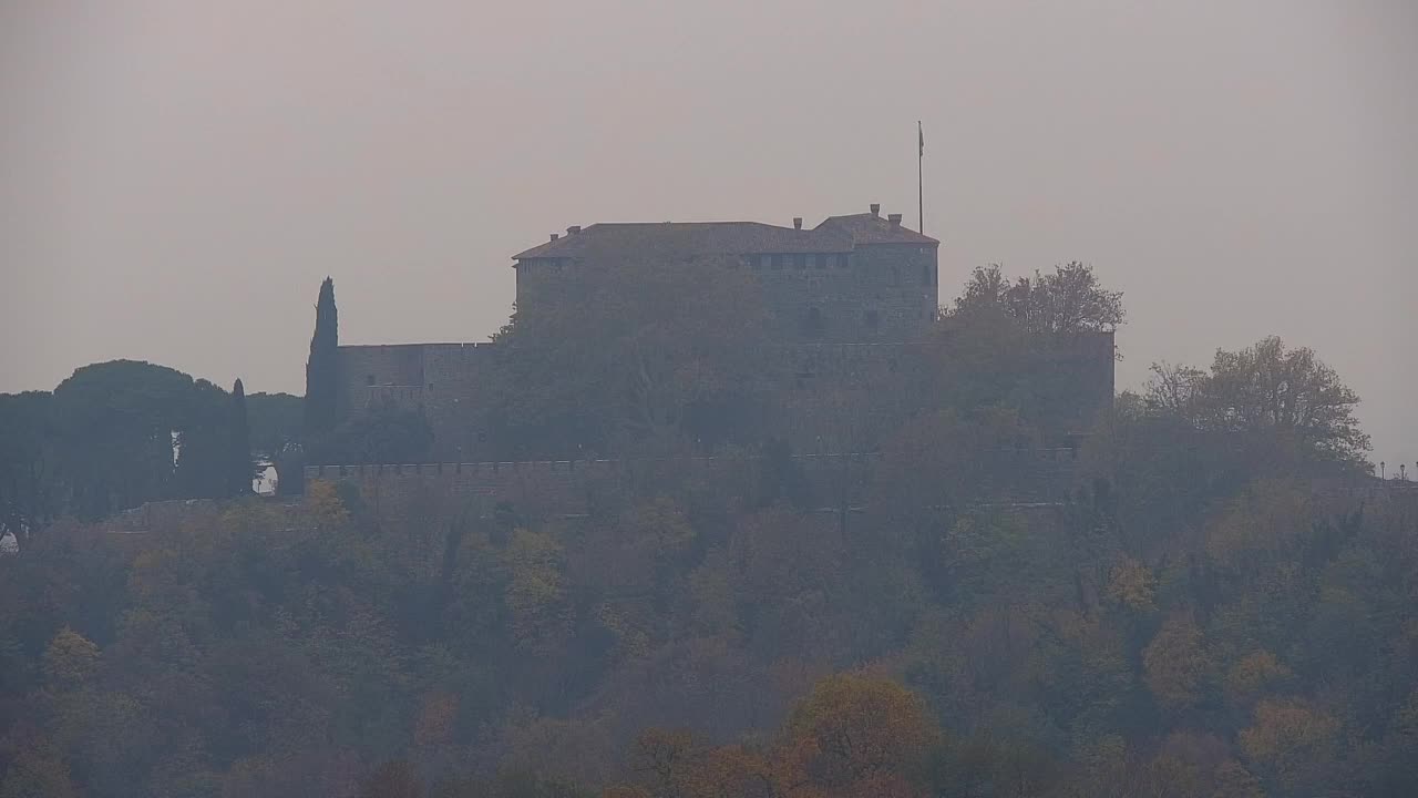 Nova Gorica e Gorizia: Panorama Mozzafiato dal Convento Francescano di Castagnevizza