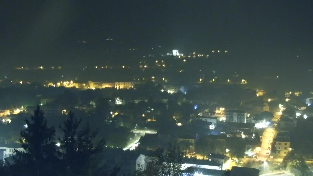 Nova Gorica e Gorizia: Panorama Mozzafiato dal Convento Francescano di Castagnevizza
