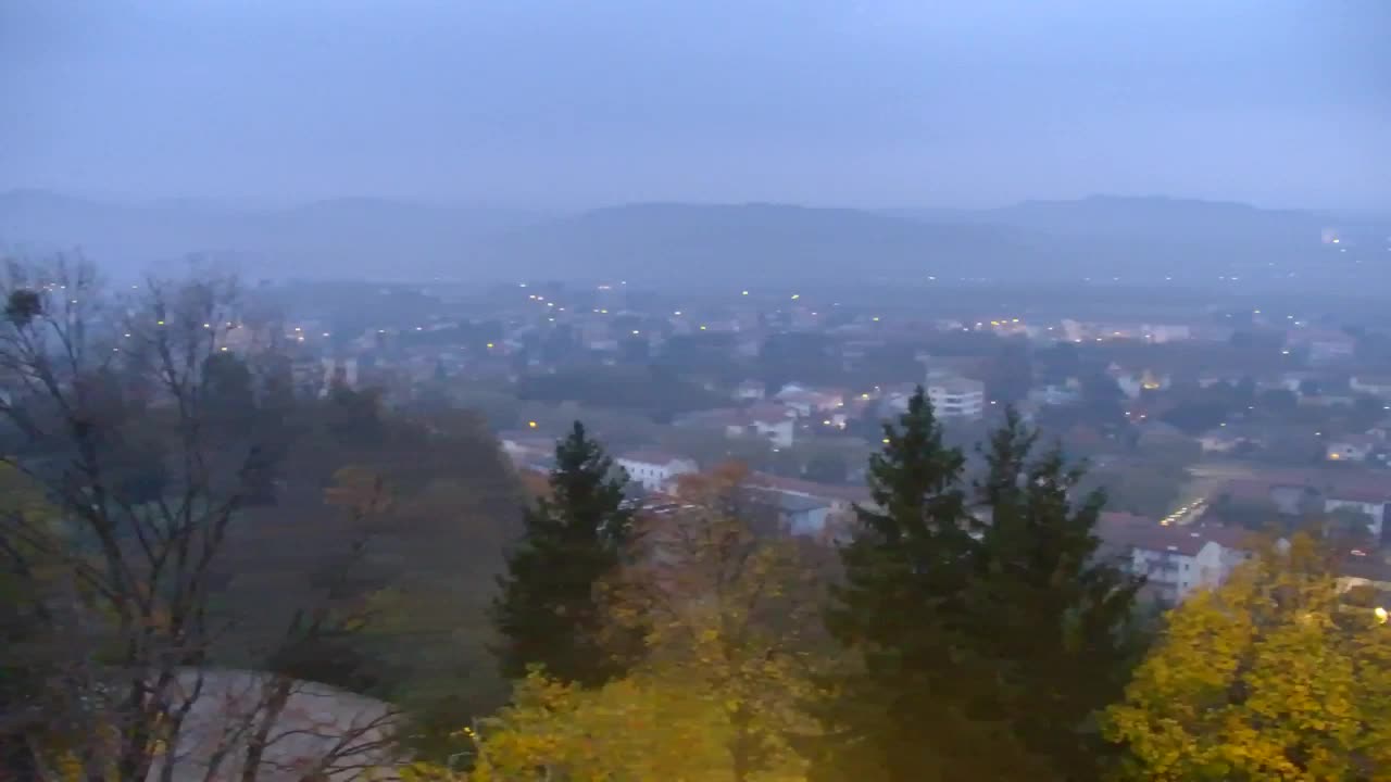 Nova Gorica y Gorizia: Impresionantes Vistas desde el Monasterio Franciscano de Kostanjevica