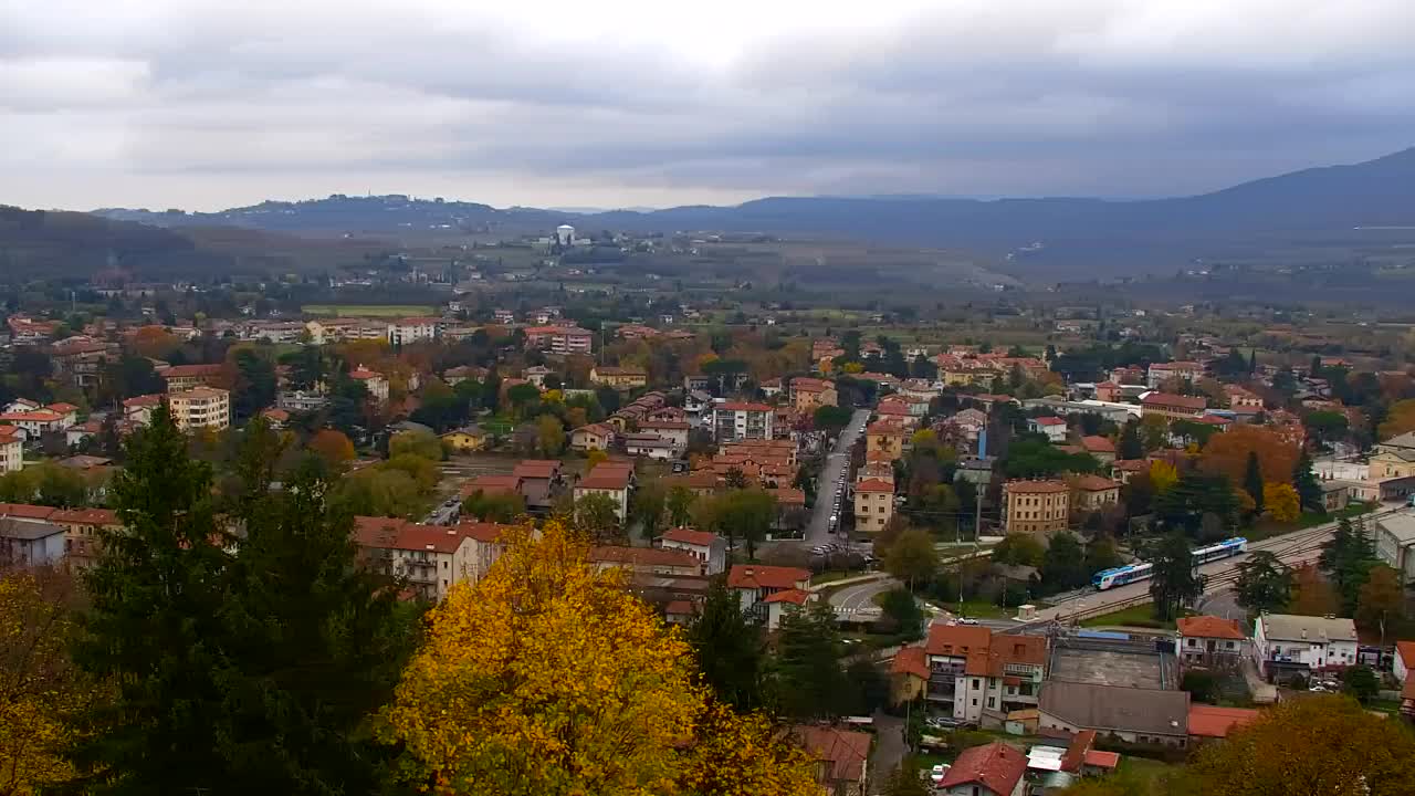 Nova Gorica in Gorica: Čudovit Razgled iz Frančiškanskega Samostana Kostanjevica