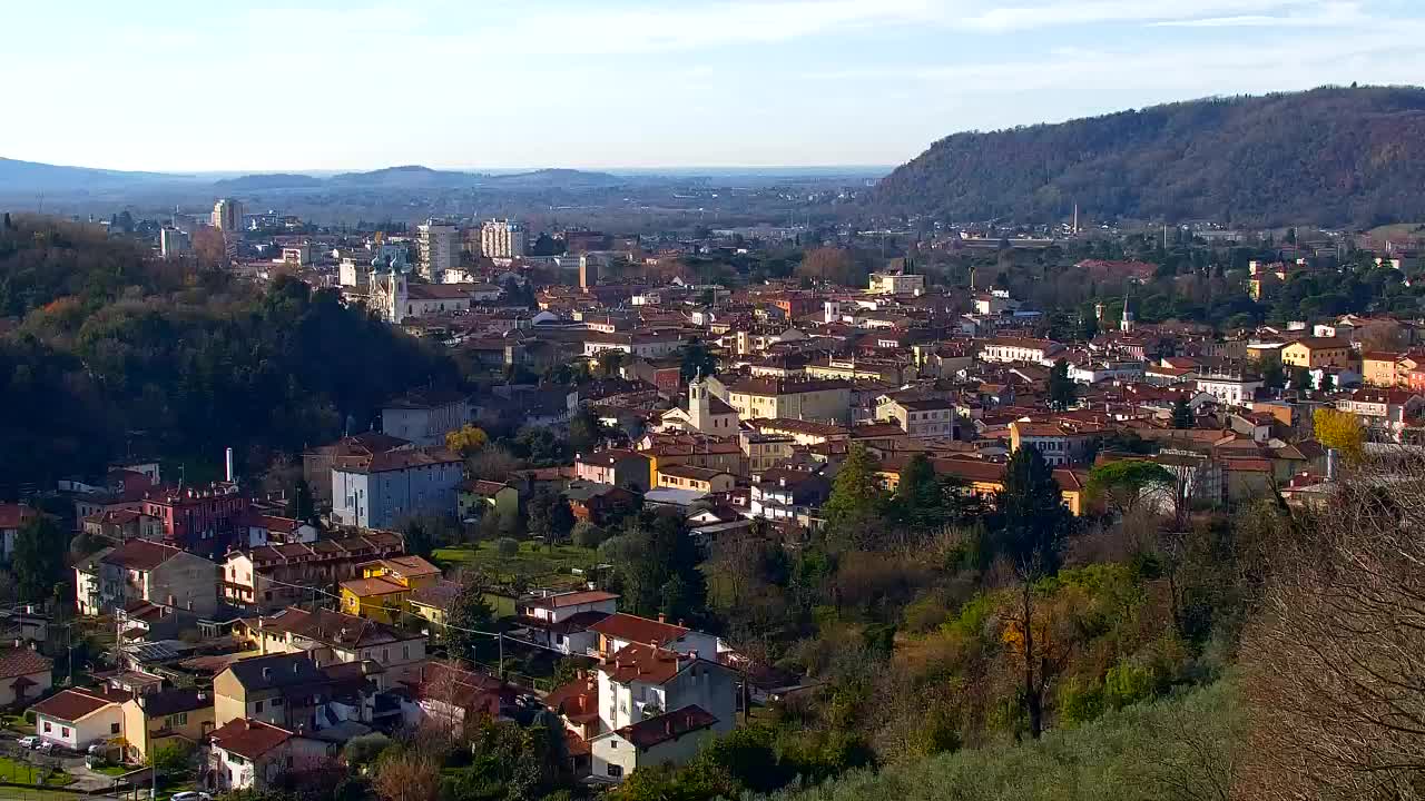 Nova Gorica e Gorizia: Panorama Mozzafiato dal Convento Francescano di Castagnevizza