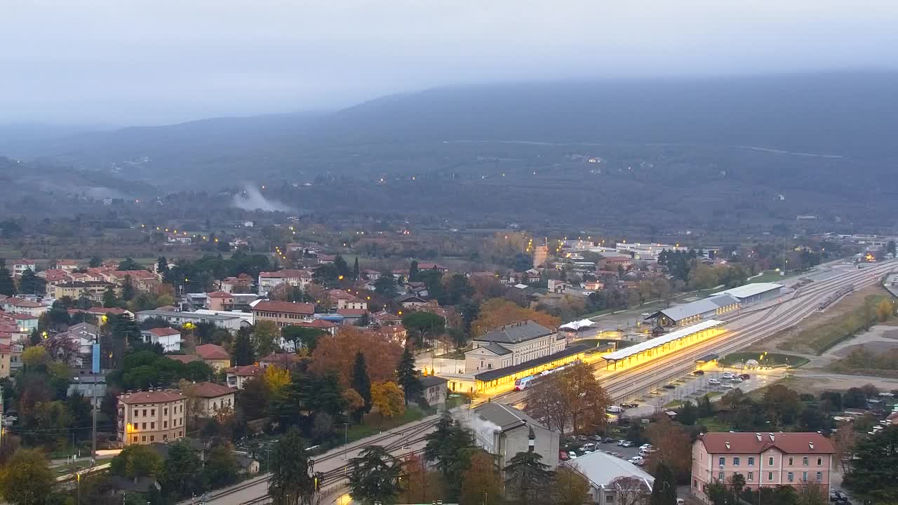Nova Gorica i Gorica: Prekrasan Pogled iz Franjevačkog Samostana Kostanjevica