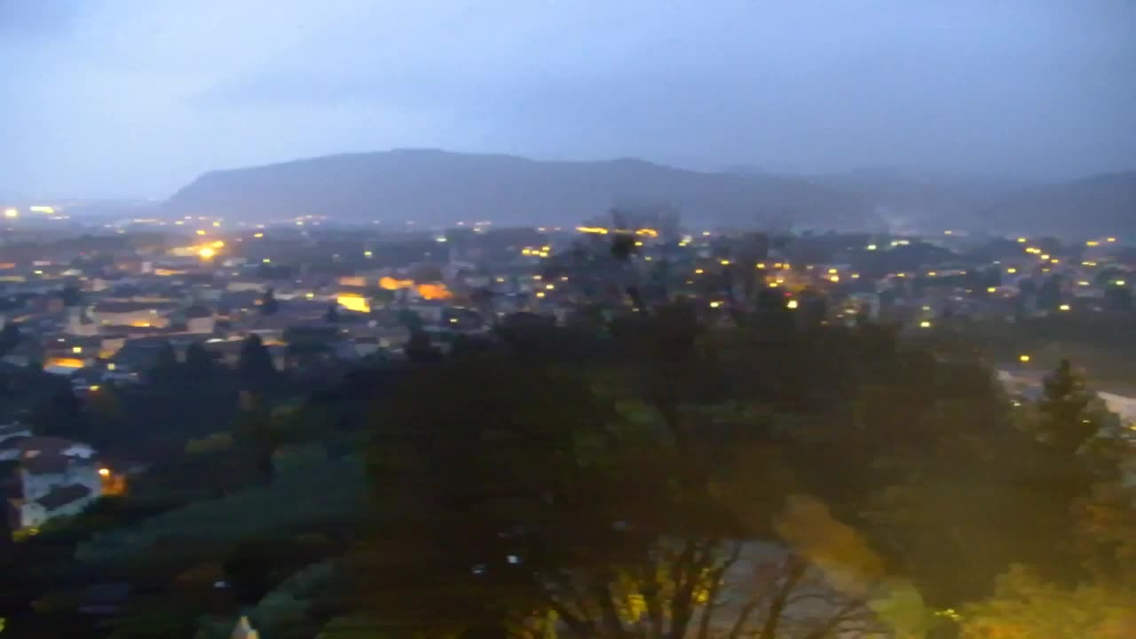 Nova Gorica y Gorizia: Impresionantes Vistas desde el Monasterio Franciscano de Kostanjevica