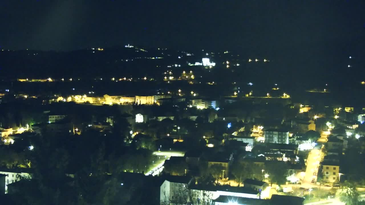 Nova Gorica i Gorica: Prekrasan Pogled iz Franjevačkog Samostana Kostanjevica