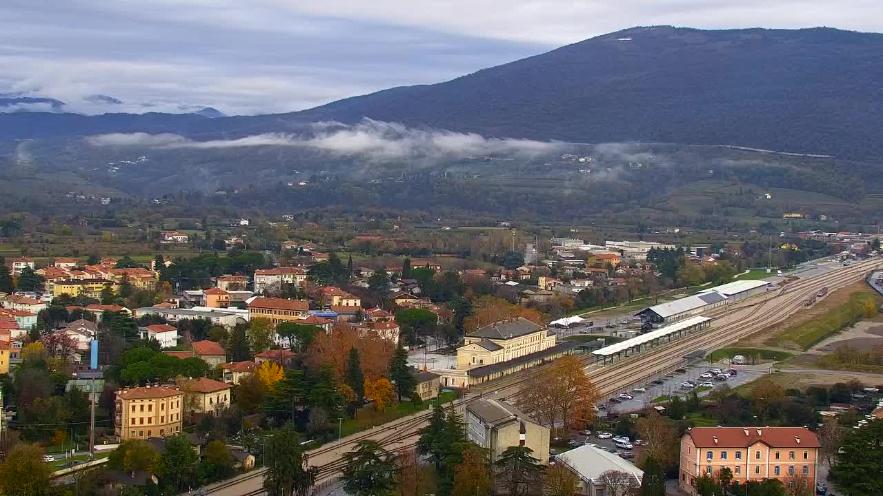 Nova Gorica i Gorica: Prekrasan Pogled iz Franjevačkog Samostana Kostanjevica