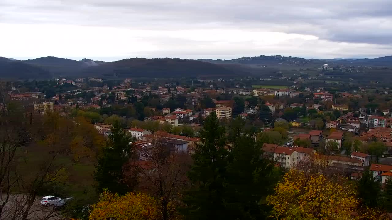 Nova Gorica i Gorica: Prekrasan Pogled iz Franjevačkog Samostana Kostanjevica