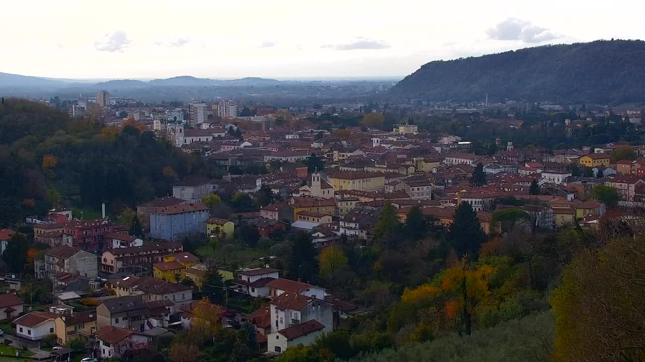 Nova Gorica i Gorica: Prekrasan Pogled iz Franjevačkog Samostana Kostanjevica