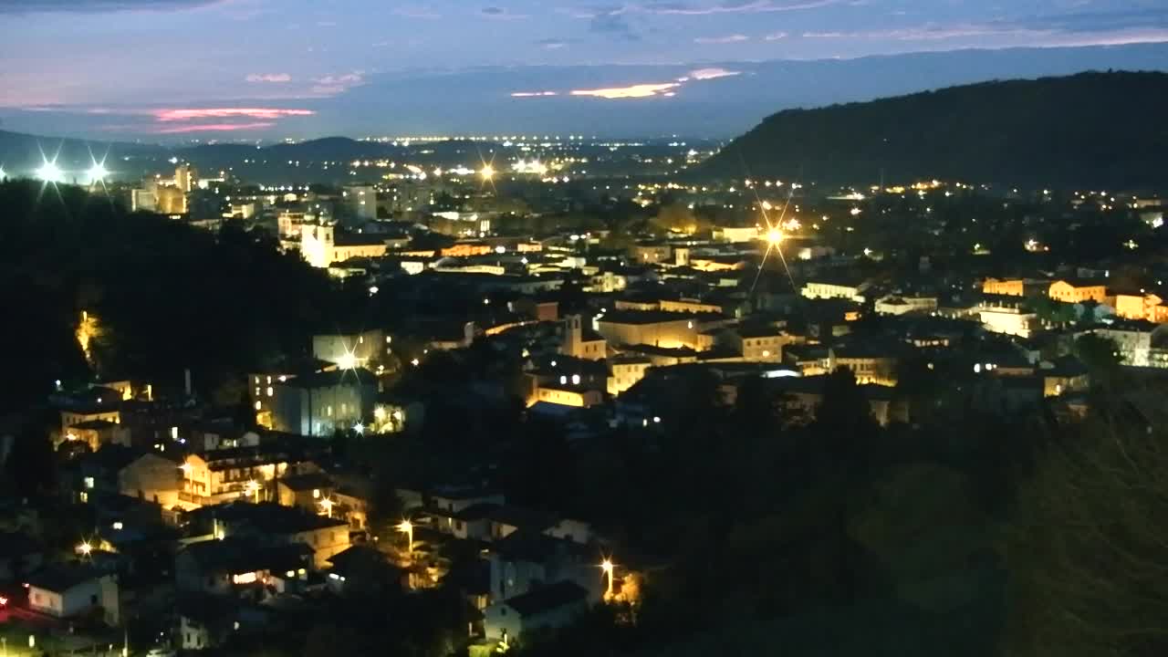 Nova Gorica e Gorizia: Panorama Mozzafiato dal Convento Francescano di Castagnevizza