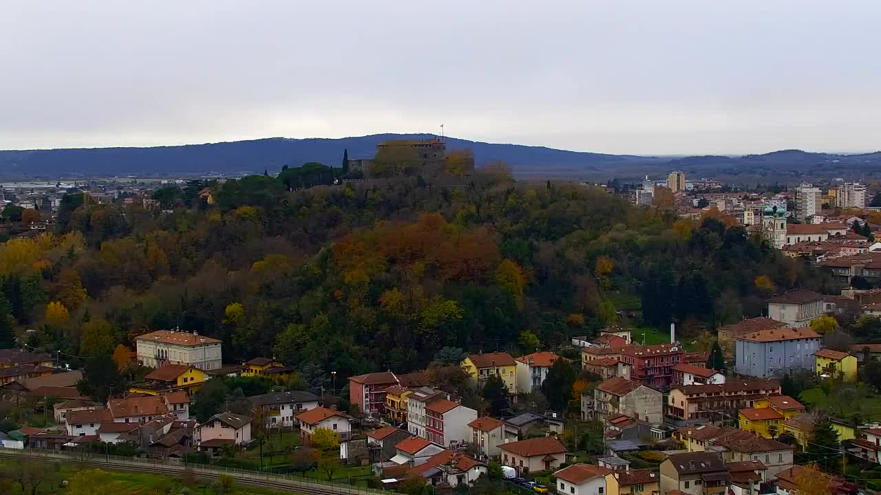 Nova Gorica e Gorizia: Panorama Mozzafiato dal Convento Francescano di Castagnevizza