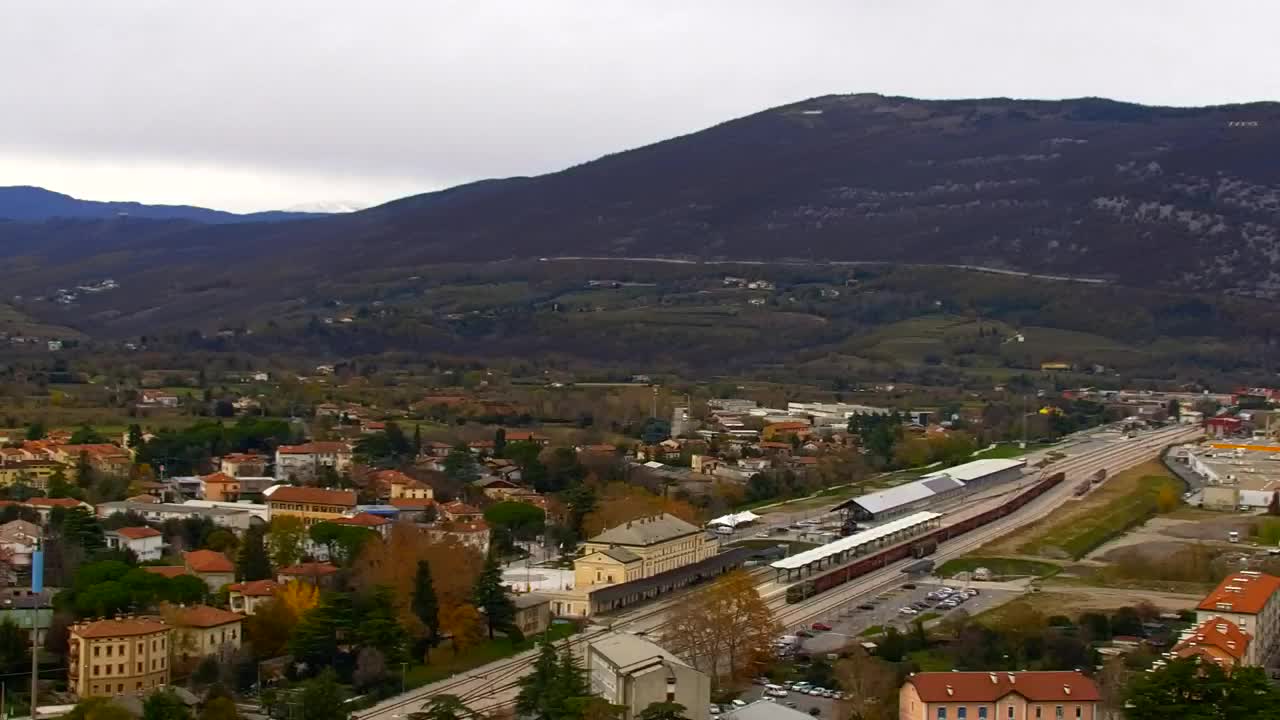 Nova Gorica e Gorizia: Panorama Mozzafiato dal Convento Francescano di Castagnevizza
