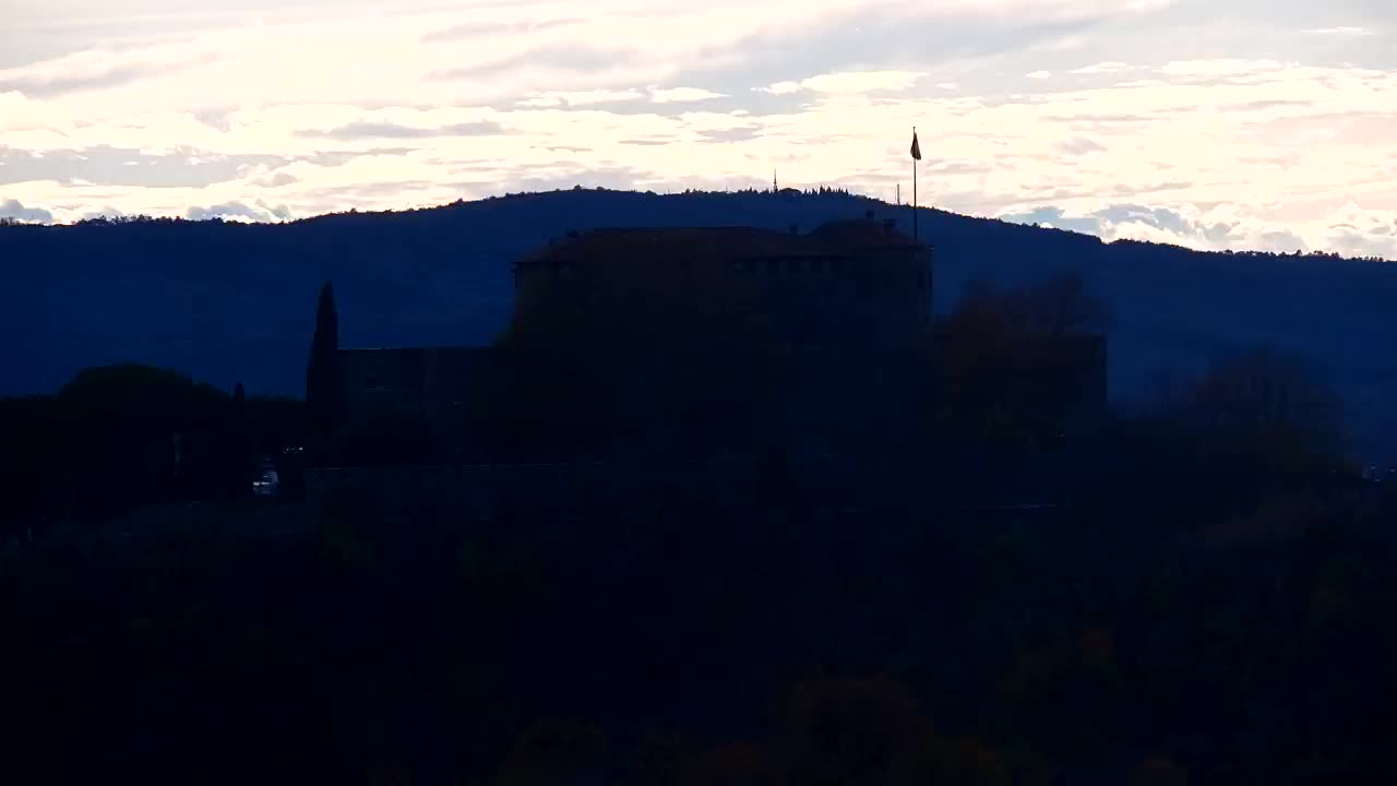 Nova Gorica i Gorica: Prekrasan Pogled iz Franjevačkog Samostana Kostanjevica