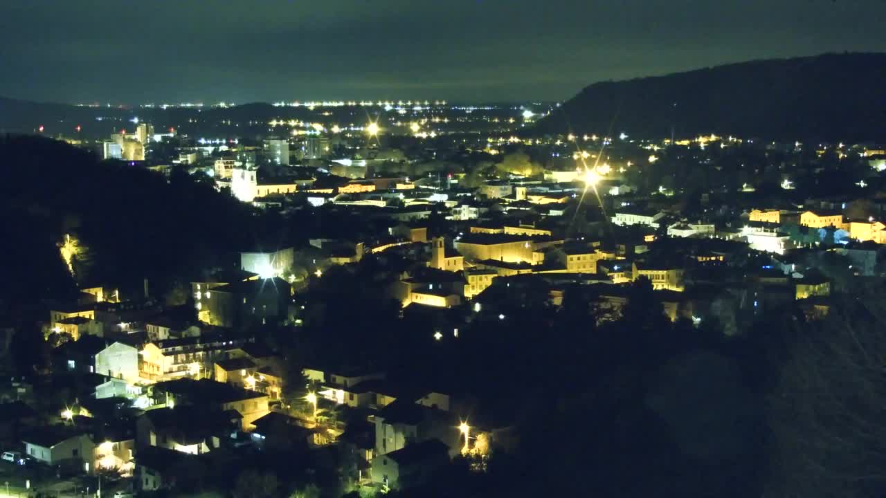 Nova Gorica e Gorizia: Panorama Mozzafiato dal Convento Francescano di Castagnevizza