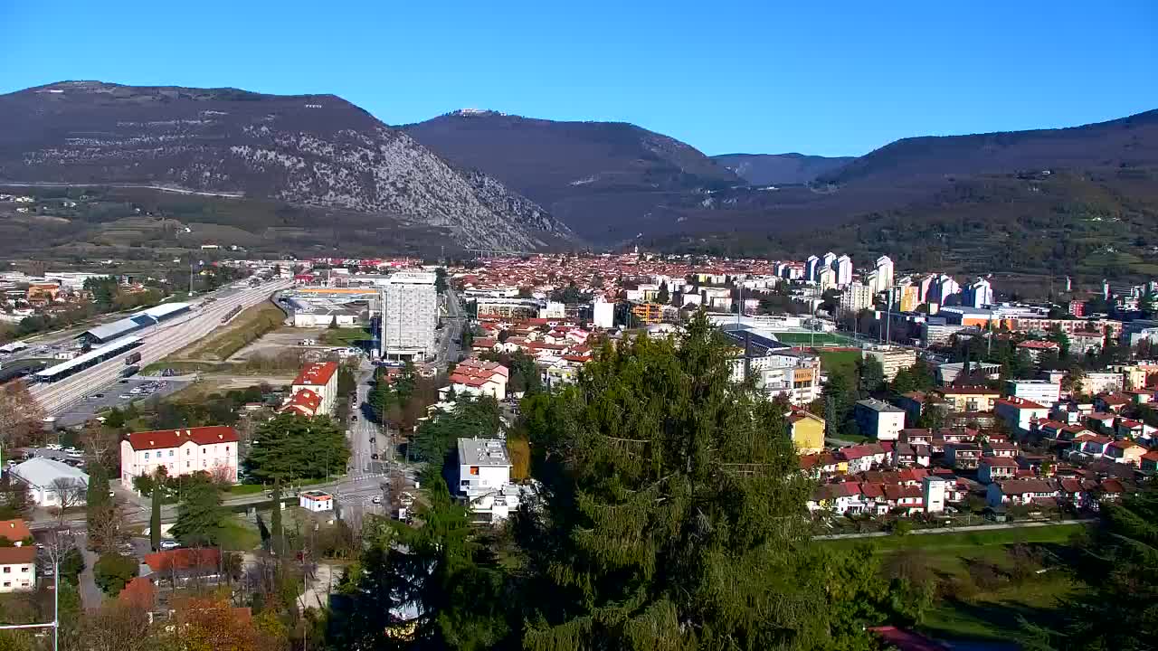 Nova Gorica i Gorica: Prekrasan Pogled iz Franjevačkog Samostana Kostanjevica