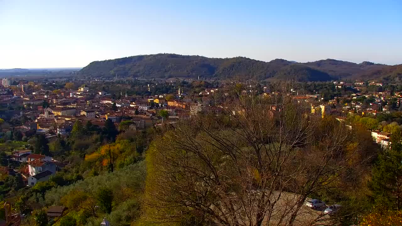 Nova Gorica y Gorizia: Impresionantes Vistas desde el Monasterio Franciscano de Kostanjevica