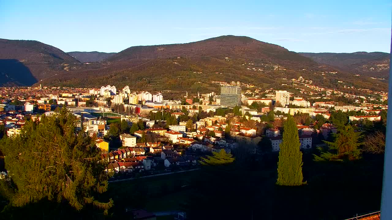 Nova Gorica y Gorizia: Impresionantes Vistas desde el Monasterio Franciscano de Kostanjevica