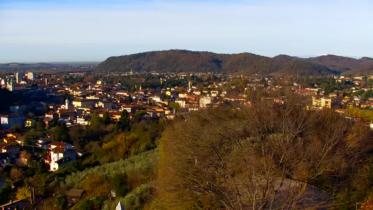 Nova Gorica y Gorizia: Impresionantes Vistas desde el Monasterio Franciscano de Kostanjevica