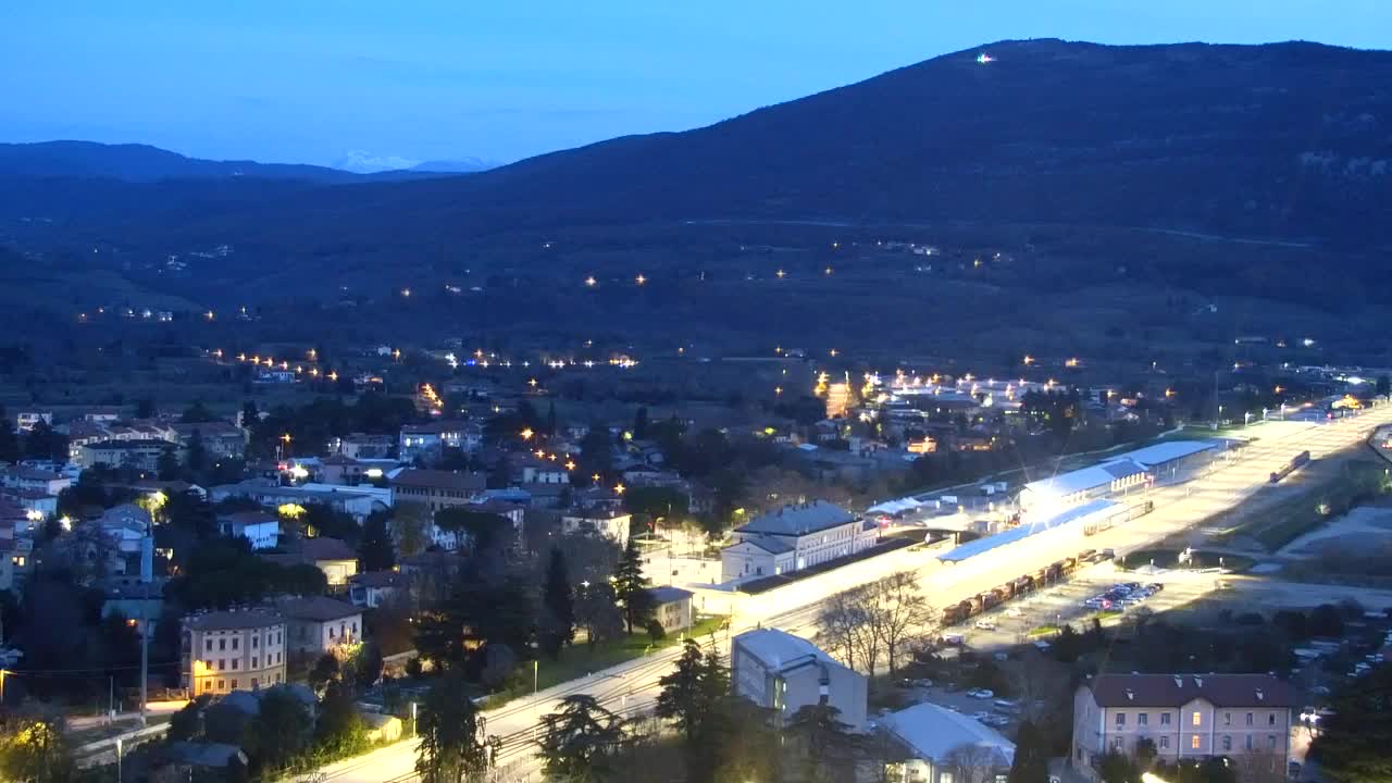 Nova Gorica i Gorica: Prekrasan Pogled iz Franjevačkog Samostana Kostanjevica